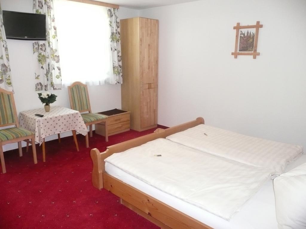 Apartment Konigslehen